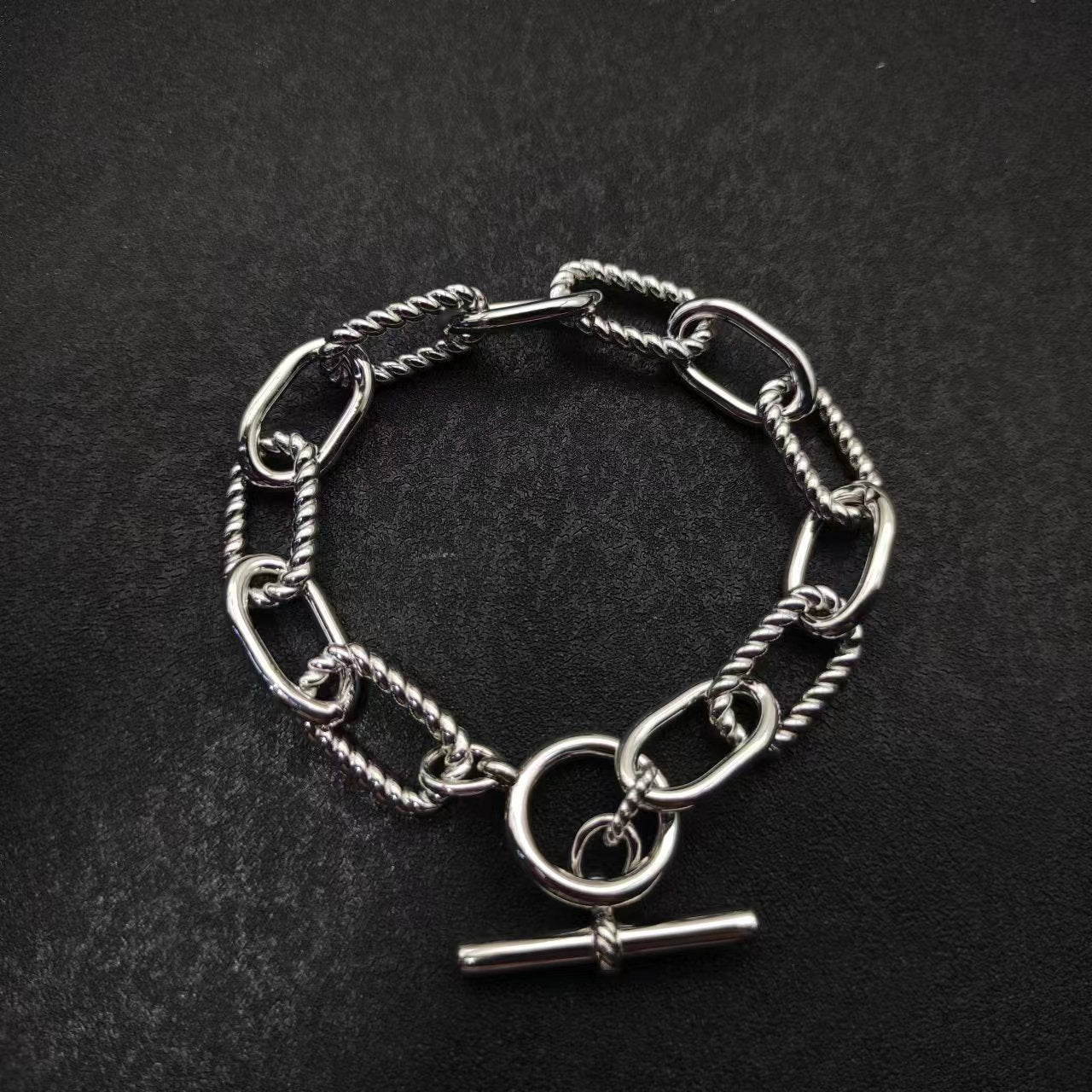 Toggle Chain Bracelet